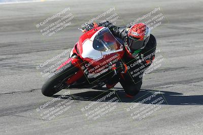 media/Oct-13-2025-Moto Forza (Mon) [[a66d839500]]/3-B Group/Session 2 (Bowl)/